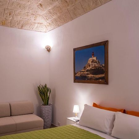Melo Accommodations Apartment Abbrescia Bari Luaran gambar