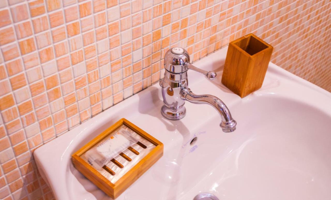 Melo Accommodations Apartment Abbrescia Bari Luaran gambar