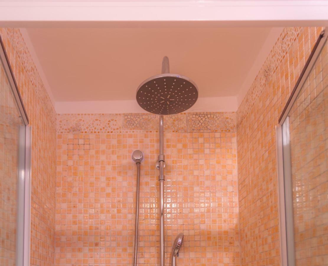 Melo Accommodations Apartment Abbrescia Bari Luaran gambar