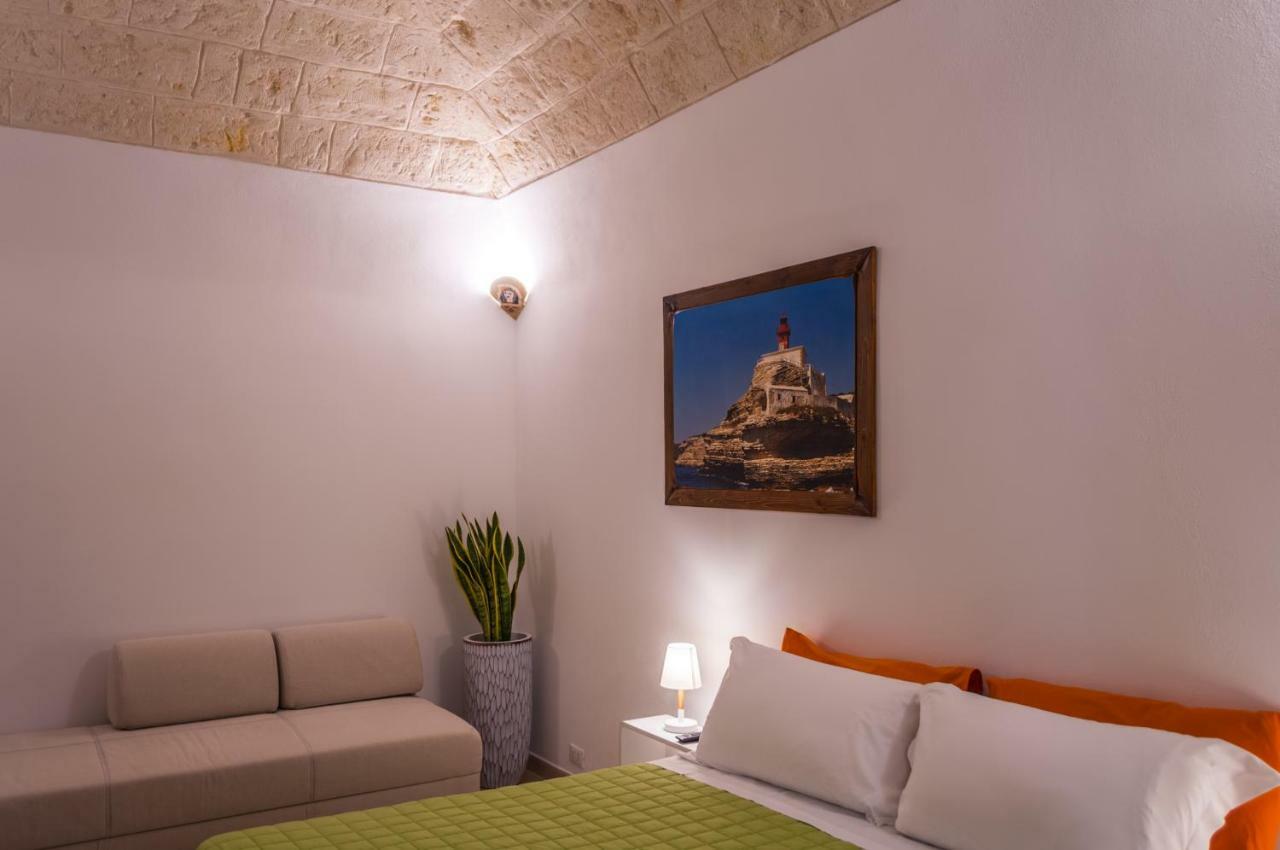 Melo Accommodations Apartment Abbrescia Bari Luaran gambar
